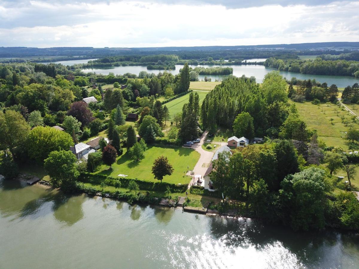 Clairseine Villa Tournedos-sur-Seine Екстериор снимка