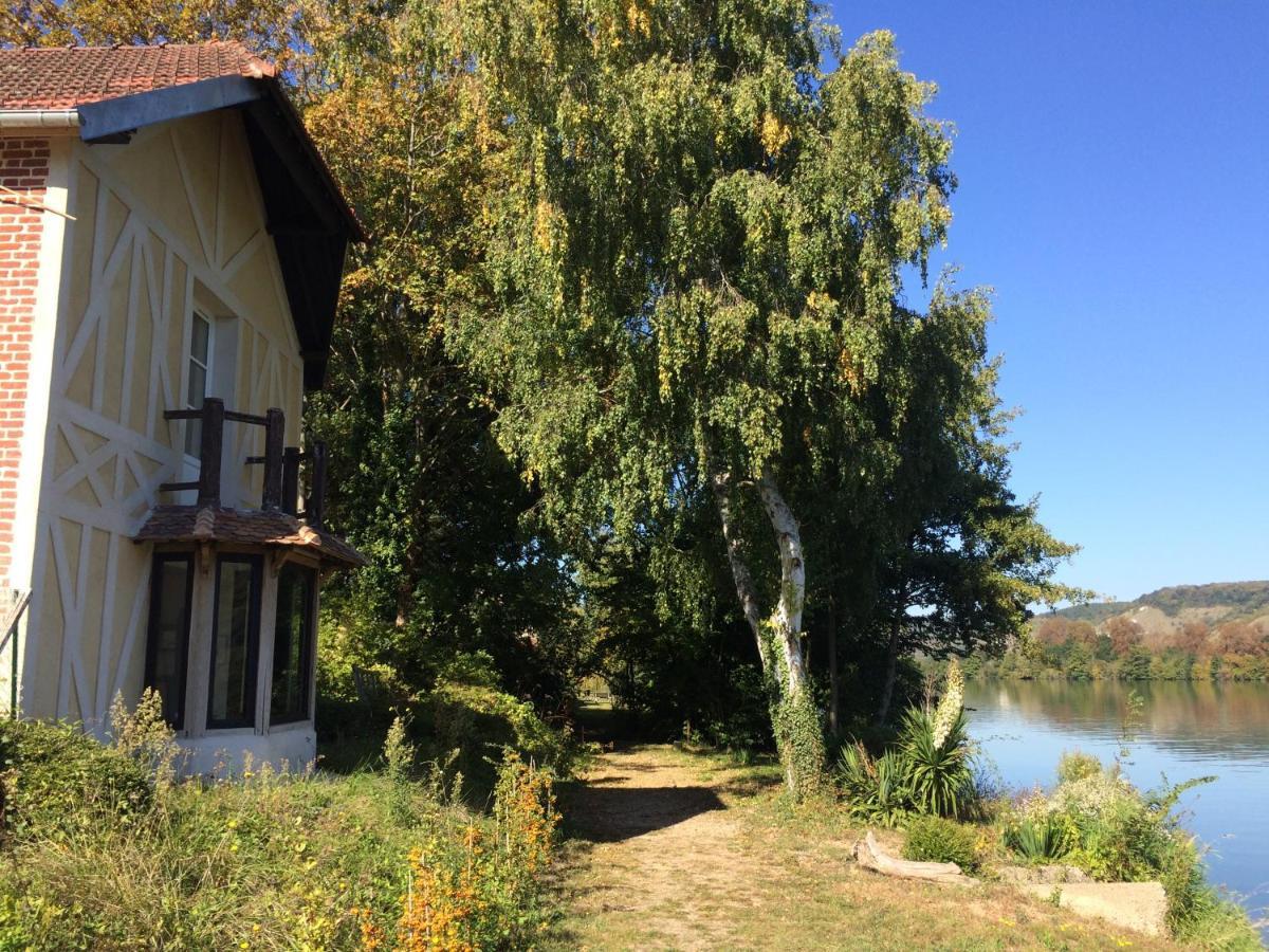 Clairseine Villa Tournedos-sur-Seine Екстериор снимка